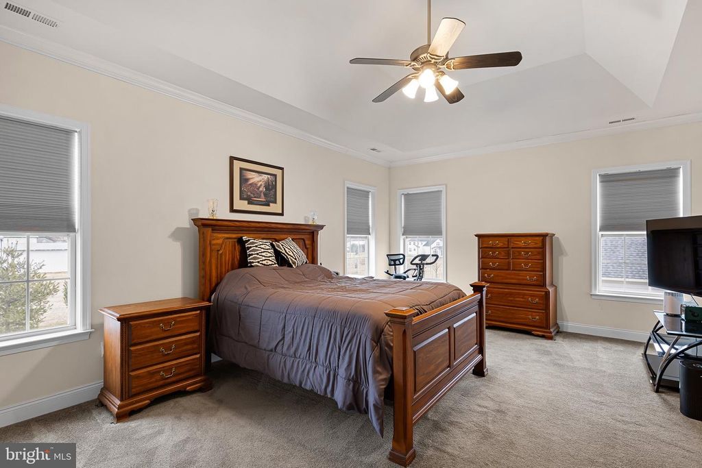 Image 23 of property listing at 1020 MATTHEW WAY, New Castle, DE 19720