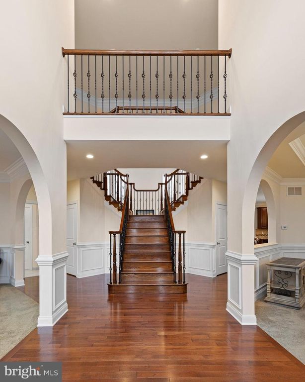 Image 3 of property listing at 1020 MATTHEW WAY, New Castle, DE 19720