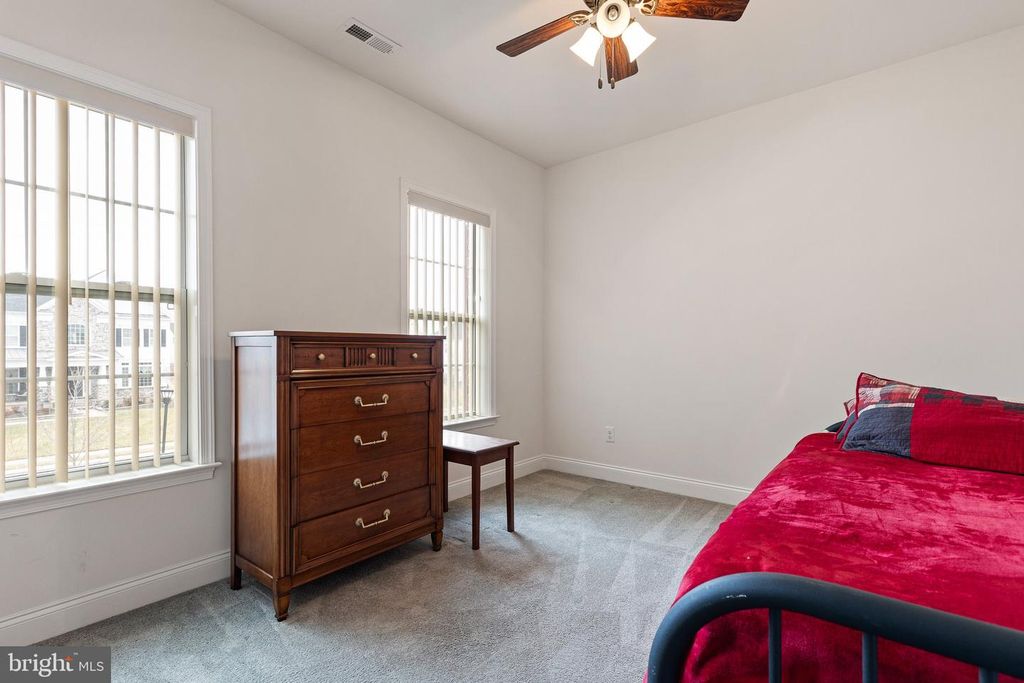 Image 38 of property listing at 1020 MATTHEW WAY, New Castle, DE 19720