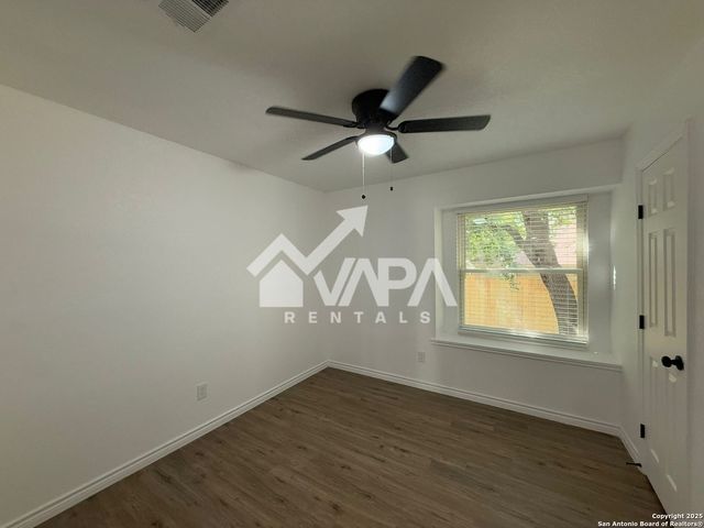 6406 Gray Rdg, San Antonio, TX 78233