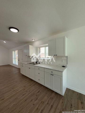 6406 Gray Rdg, San Antonio, TX 78233