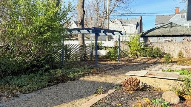 132 S Kensington Place, Springfield, OH 45504