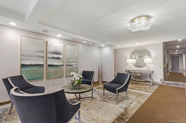 10 Old Mamaroneck Road 5C, White Plains, NY 10605