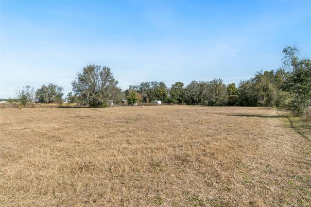 3207 MAZIE DRIVE, Zephyrhills, FL 33541