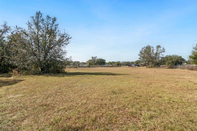 3207 MAZIE DRIVE, Zephyrhills, FL 33541