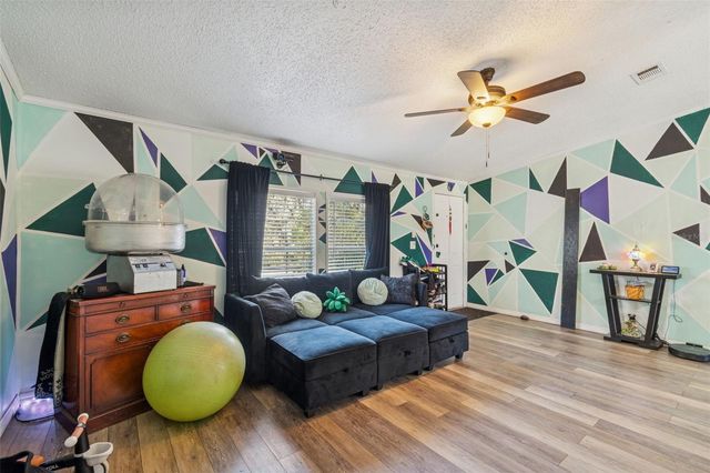 3207 MAZIE DRIVE, Zephyrhills, FL 33541