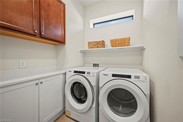 12351 Canal Grande DR, Fort Myers, FL 33913