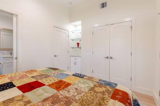 605 Wilmes DR 1, Austin, TX 78752