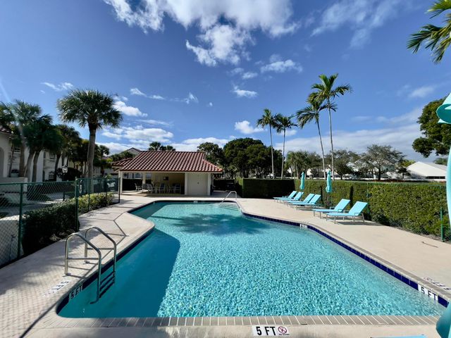 202 Cypress Point Drive 202, Palm Beach Gardens, FL 33418
