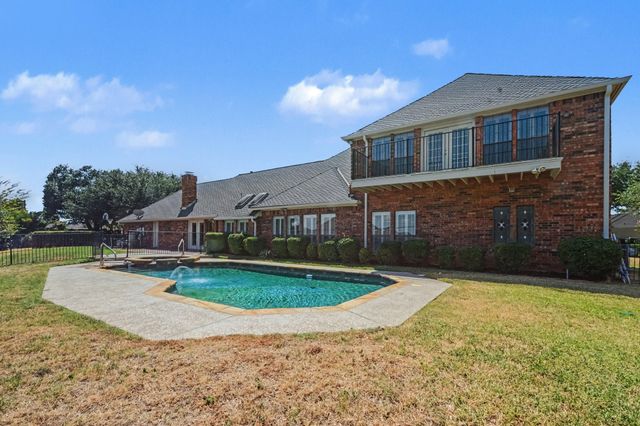 3503 Pembrooke Parkway S, Colleyville, TX 76034
