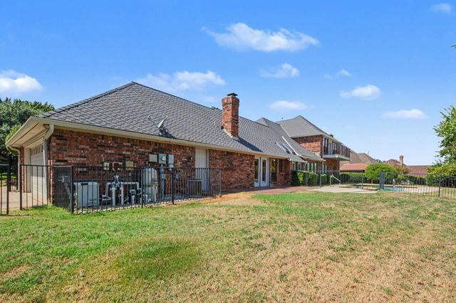 3503 Pembrooke Parkway S, Colleyville, TX 76034
