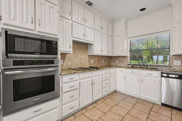 3503 Pembrooke Parkway S, Colleyville, TX 76034
