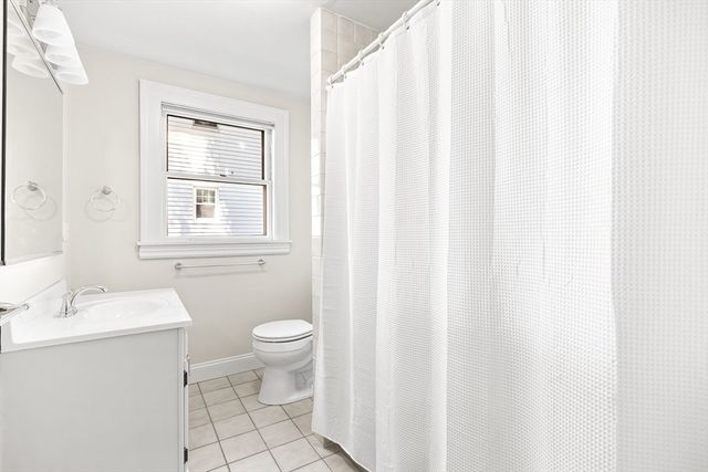 303 Washington Street 1, Winchester, MA 01890