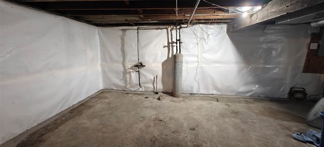 2413 HARRISON Street, Erie, PA 16510