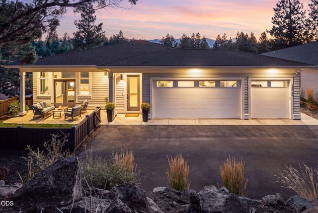 62720 NW Ridge Rock Court, Bend, OR 97703