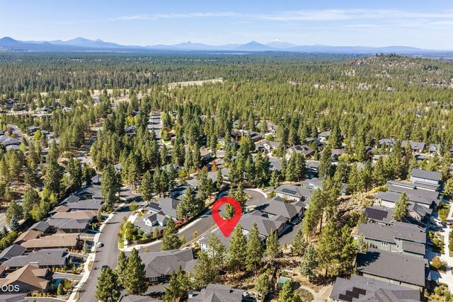 62720 NW Ridge Rock Court, Bend, OR 97703