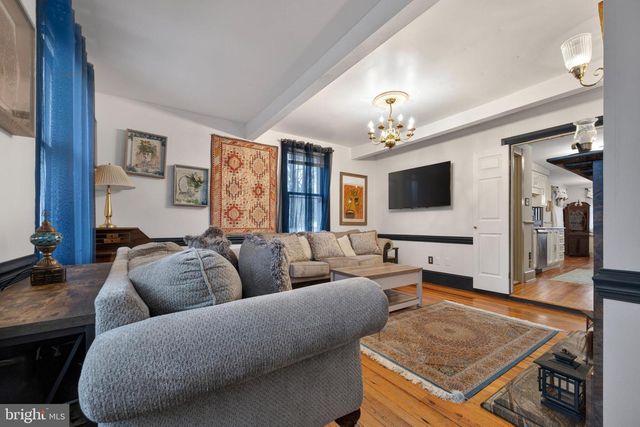 8100 CROOM RD, Upper Marlboro, MD 20772