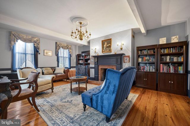 8100 CROOM RD, Upper Marlboro, MD 20772