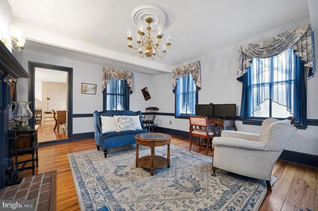 8100 CROOM RD, Upper Marlboro, MD 20772