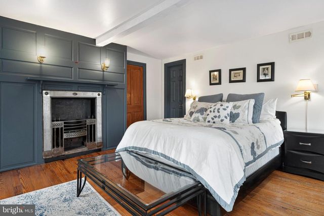 8100 CROOM RD, Upper Marlboro, MD 20772