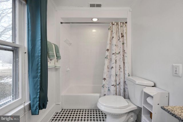 8100 CROOM RD, Upper Marlboro, MD 20772