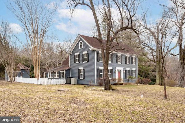 8100 CROOM RD, Upper Marlboro, MD 20772