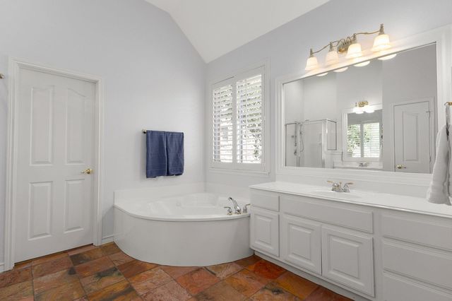 24202 Middle FRK, San Antonio, TX 78258