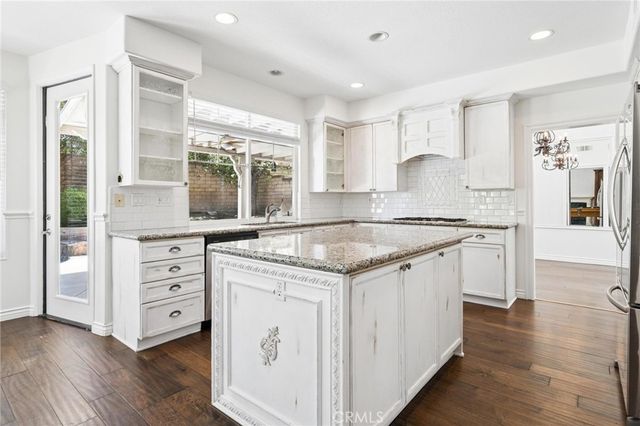 27468 Clarkson Court, Valencia, CA 91354