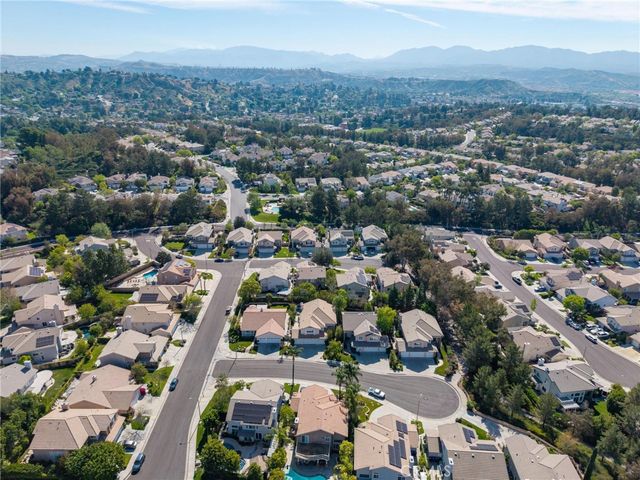 27468 Clarkson Court, Valencia, CA 91354