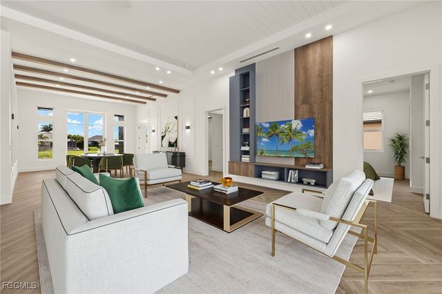 816 NW 39th AVE, Cape Coral, FL 33993