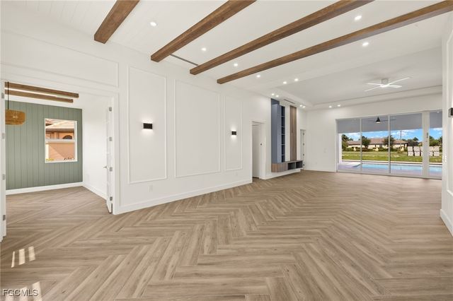 816 NW 39th AVE, Cape Coral, FL 33993