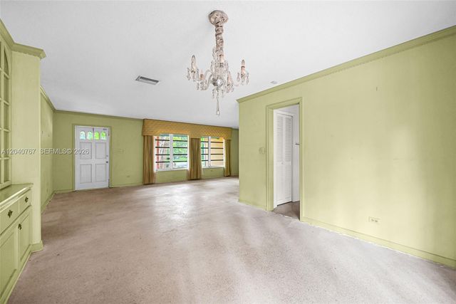 600 Petunia Dr, Plantation, FL 33317