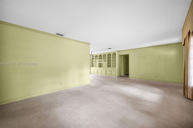 600 Petunia Dr, Plantation, FL 33317