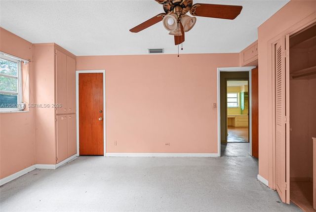 600 Petunia Dr, Plantation, FL 33317
