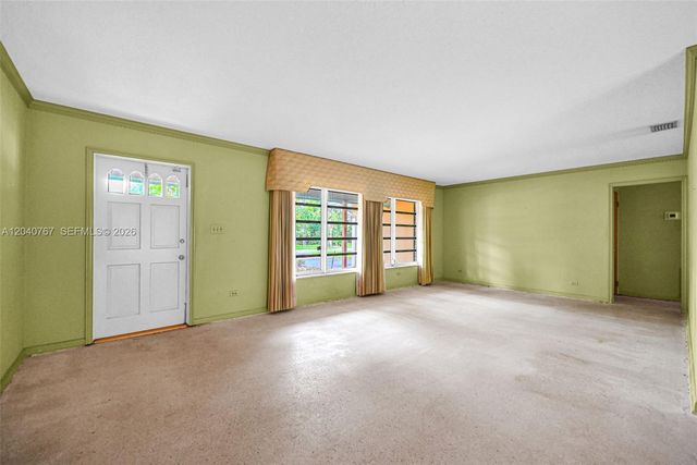 600 Petunia Dr, Plantation, FL 33317
