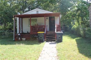 8119 Wayne Avenue, Kansas City, MO 64131