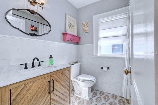 844 11TH AVENUE S, St Petersburg, FL 33701