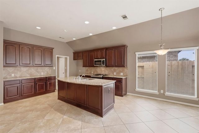 2935 Fair Chase Drive, Katy, TX 77494
