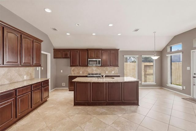 2935 Fair Chase Drive, Katy, TX 77494