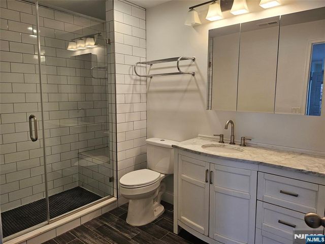 2 Markham Circle, Englewood, NJ 07631