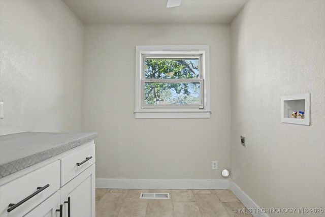 6903 E 63rd Street, Tulsa, OK 74133