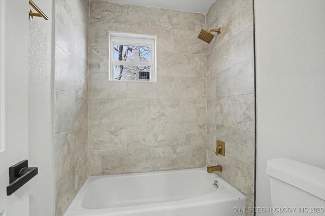 6903 E 63rd Street, Tulsa, OK 74133