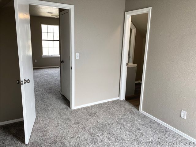 6102 S Waco Avenue, Tulsa, OK 74132