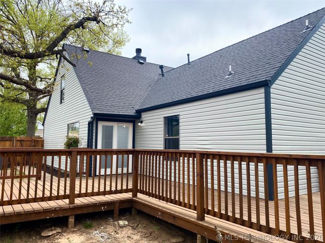 6102 S Waco Avenue, Tulsa, OK 74132