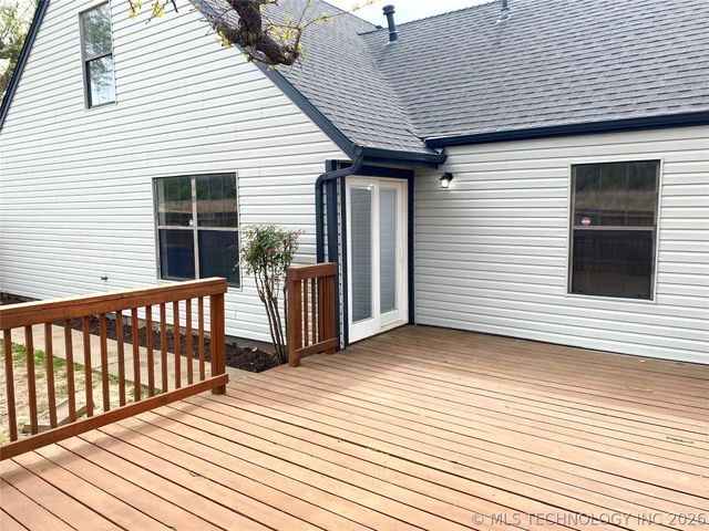 6102 S Waco Avenue, Tulsa, OK 74132