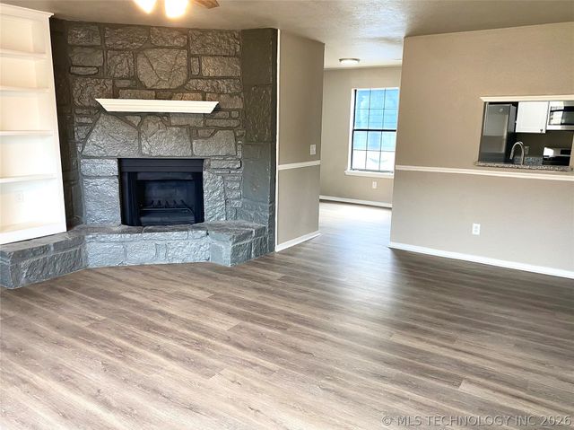 6102 S Waco Avenue, Tulsa, OK 74132