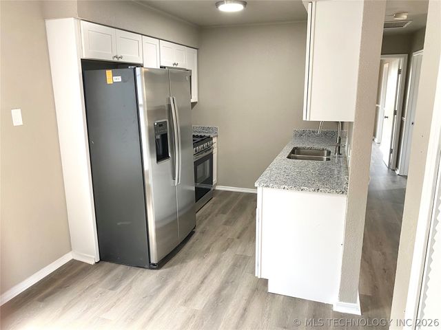 6102 S Waco Avenue, Tulsa, OK 74132