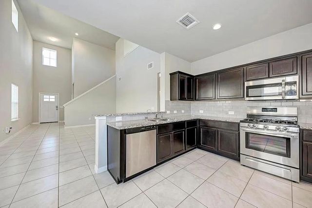 6713 Branrust DR, Austin, TX 78744