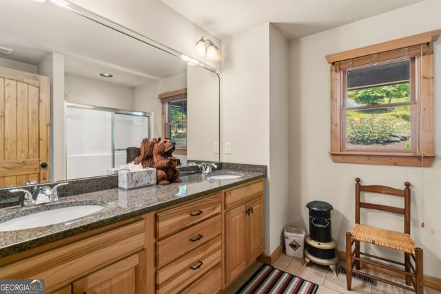 175 Leisure Drive, Ellijay, GA 30536