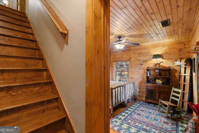 175 Leisure Drive, Ellijay, GA 30536